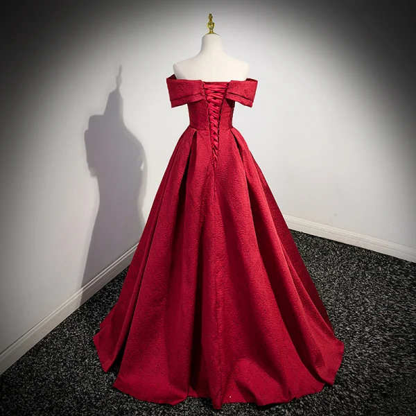 Elegant Burgundy Prom Dresses 2023 A-Line / Princess Off-The-Shoulder Short Sleeve Backless Floor-Length / Long Prom Formal Dresses