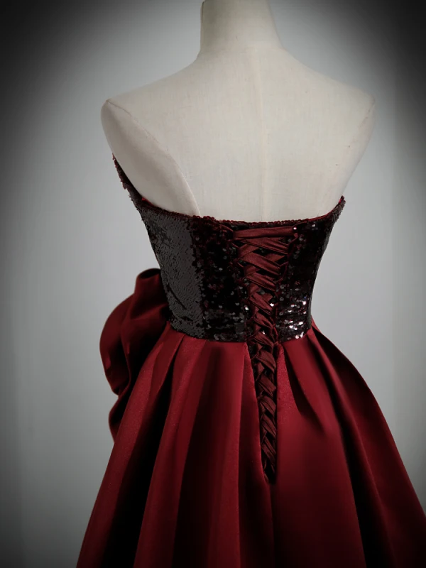 Chic / Belle Bordeaux Fleur Satin Paillettes Robe De Soirée 2023 Princesse Bustier Sans Manches Dos Nu Tribunal Train Soirée Robe De Ceremonie
