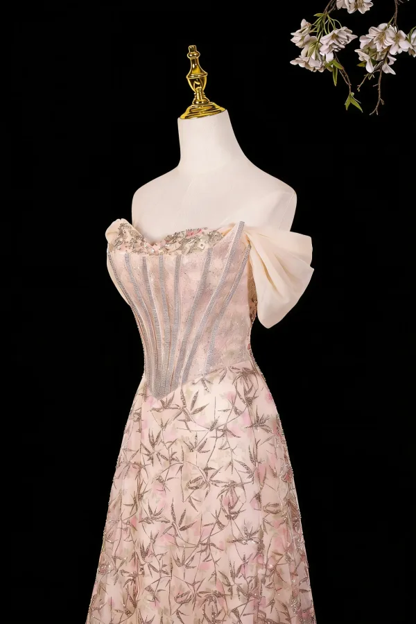 Schöne Rosa Spitze Blumen Abendkleider 2026 A Linie Bandeau Ärmellos Rückenfreies Lange Festliche Kleider