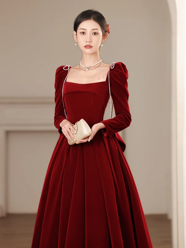 Elegant Burgundy Velour Winter Prom Dresses 2023 A Line Princess Square  Neckline Pearl Long Sleeve Backless Bow Floor Length Long Prom Formal  Dresses