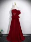 Vintage / Retro Burgundy Flower Velvet Mother Of The Bride Dresses 2026 A-Line / Princess Off-The-Shoulder Short Sleeve Backless Floor-Length / Long