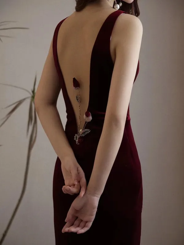 Sexy Burgundy Velvet Evening Dresses 2025 Trumpet / Mermaid V-Neck Sleeveless Backless Floor-Length / Long Evening Party Formal Dresses
