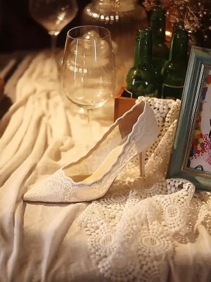 Élégant Blanche En Dentelle Fleur Chaussure De Mariée 2026 Cuir 8 Cm Talons Aiguilles À Bout Pointu Mariage Escarpins