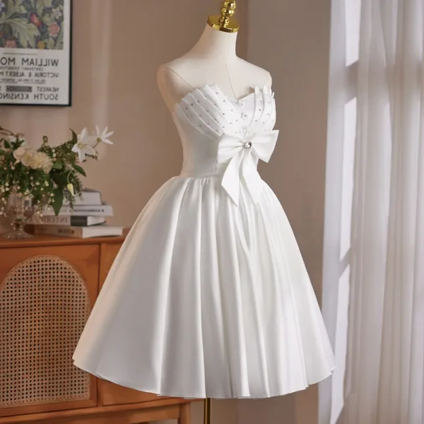 Charming White Rhinestone Bow Homecoming Graduation Dresses 2025 Ball Gown Strapless Sleeveless Backless Floor-Length / Long Charming White Rhinestone Bow Homecoming Graduation Dresses 2025 Ball Gown Strapless Sleeveless Backless Floor-Length / Long