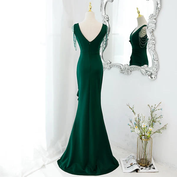 Chic / Beautiful Dark Green Satin Evening Dresses 2022 Trumpet / Mermaid V-Neck Sleeveless Beading Tassel Backless Floor-Length / Long Formal Dresses