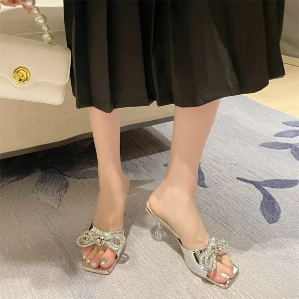 Charmant Sexy Ivoire Soirée Faux Diamant Noeud Sandales Femme 2022 8 cm Talons Aiguilles Peep Toes / Bout Ouvert Sandales Talons Hauts