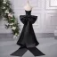 Audrey Hepburn-Stil Schwarz Ballkleider 2024 Meerjungfrau Ärmellos Rückenfreies Schleife Sweep / Pinsel Zug Ball Festliche Kleider