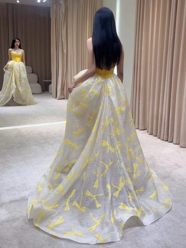 Fashion Yellow Prom Dresses 2024 Ball Gown Strapless Sleeveless Backless Sweep Train Prom Formal Dresses