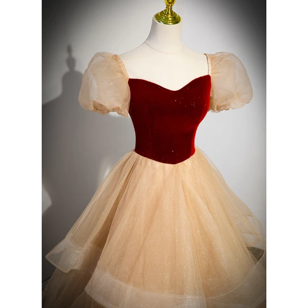 Elegant Burgundy Glitter Sequins Cascading Ruffles Prom Dresses 2023 Ball Gown Square Neckline Puffy Short Sleeve Backless Floor-Length / Long Prom Formal Dresses