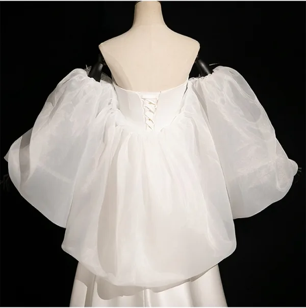 Fashion White Trumpet / Mermaid Wedding Dresses 2024 Strapless Puffy Short Sleeve Backless Sweep Train Wedding