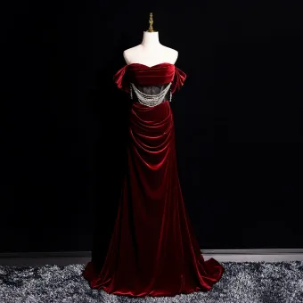 Chic Bordeaux Faux Diamant Velours Robe De Soirée 2025 Trompette Sirène De L Épaule Manches Courtes Dos Nu Train De Balayage Soirée Robe De Ceremonie