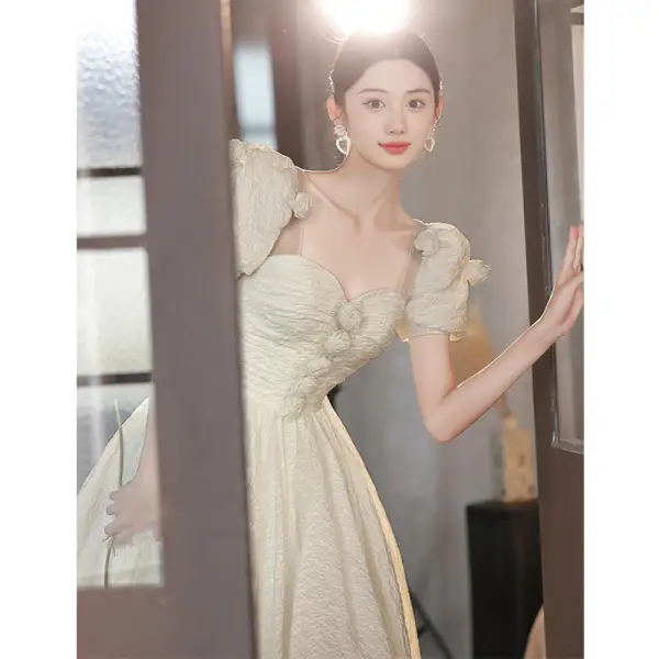 Elegant Ivory Pearl Appliques Prom Dresses 2022 A-Line / Princess Square Neckline Short Sleeve Backless Floor-Length / Long Prom Formal Dresses