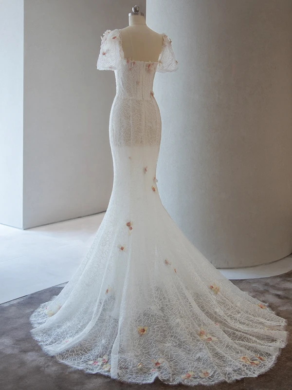 Chic / Belle Blanche En Dentelle Fleur Légère Robe De Mariée 2022 Trompette / Sirène Encolure Carrée Manches Courtes Appliques Dos Nu Longue Mariage
