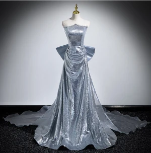 Sparkly Sexy Silver Sequins Evening Dresses 2024 Trumpet Mermaid Strapless Sleeveless Backless Bow Court Train Evening Party Formal Dresses