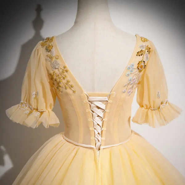 Élégant Champagne Perlage Paillettes Robe De Bal 2024 Robe Boule Encolure Carrée Manches Courtes Dos Nu Longue Promo Robe De Ceremonie