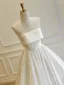 Haut de Gamme Vintage / Originale Blanche Perlage Paillettes Satin Robe De Mariée 2026 Princesse Bustier Sans Manches Dos Nu Longue