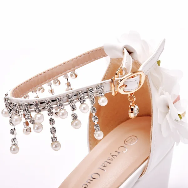 Fashion White Appliques Outdoor / Garden Womens Sandals 2022 Pearl Rhinestone Ankle Strap 6 cm Wedges Open / Peep Toe Sandals High Heels
