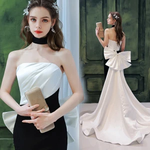 Sexy To Farger Svart Selskapskjoler 2022 Trompet Havfrue Satin Strapless Uten Ermer Ryggløse Sløyfe Fendue Devant Feie Tog Aften Formelle Kjoler