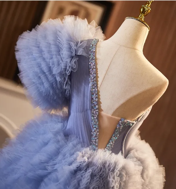 Fashion Sky Blue Cascading Ruffles Rhinestone Prom Dresses 2024 Ball Gown One-Shoulder Short Sleeve Backless Sweep Train Prom Formal Dresses