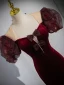 Charmant Burgunderrot Strass Samt Glanz Ballkleider 2023 Meerjungfrau Eckiger Ausschnitt Geschwollenes Kurze Ärmel Schleife Sweep / Pinsel Zug Ball Festliche Kleider