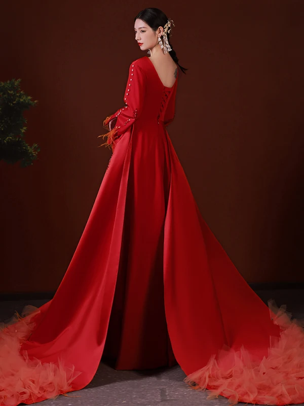 Chinese style Red Pearl Rhinestone Satin Evening Dresses 2022 A-Line / Princess V-Neck Long Sleeve Tassel Backless Evening Party Court Train Formal Dresses