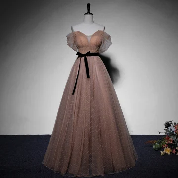 Chic Beautiful Tan Spotted Prom Dresses 2022 A Line Princess Off The Shoulder Short Sleeve Backless Sash Bow Floor Length Long Formal Dresses