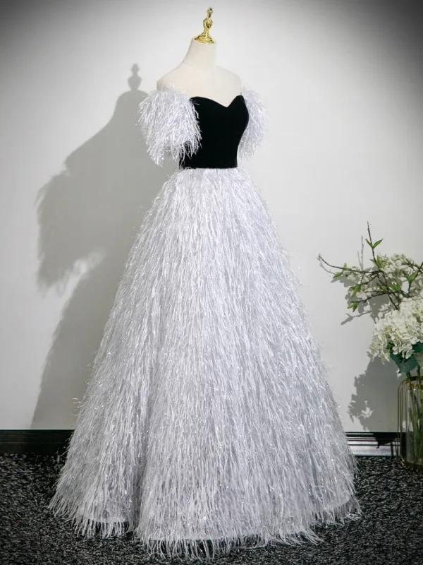 Fashion Silver Grey Tassel Prom Dresses 2025 Ball Gown Off-The-Shoulder Short Sleeve Backless Floor-Length / Long Formal Dresses