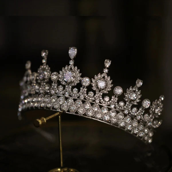 Baroque Silver Rhinestone Alloy Tiara 2022 Wedding Bridal Hair Accessories