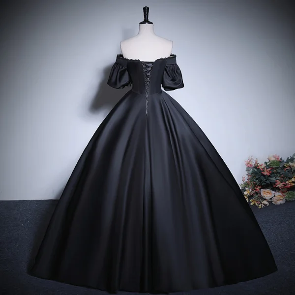 Elegant Black Beading Sequins Lace Flower Prom Dresses 2023 Ball Gown Off-The-Shoulder Short Sleeve Backless Floor-Length / Long Prom Formal Dresses