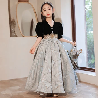 Élégant Noire Promo Robe Ceremonie Fille 2022 Robe Boule V Cou Manches Courtes Perlage Paillettes Longue Robe Ceremonie Fille