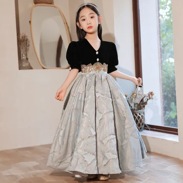 Élégant Noire Promo Robe Ceremonie Fille 2022 Robe Boule V Cou Manches Courtes Perlage Paillettes Longue Robe Ceremonie Fille