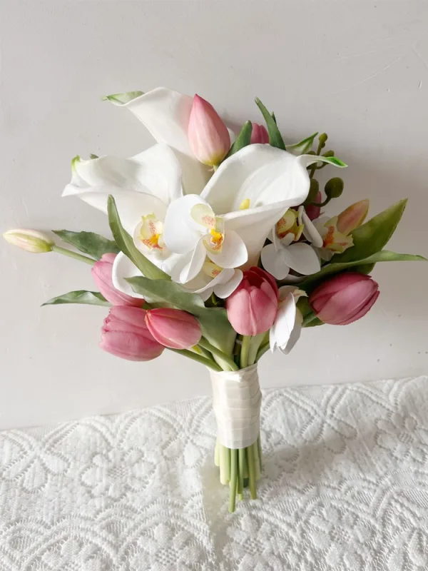 Snygga / Fina Rodnande Rosa Blomma Brudbukett 2025