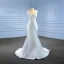 Haut de Gamme Ivoire Satin Paillettes Robe De Mariée 2022 Trompette / Sirène V-Cou Sans Manches Dos Nu Train De Balayage Mariage