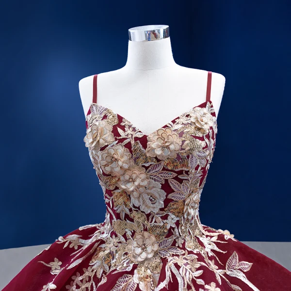 High-end Vintage / Retro Burgundy Sequins Lace Flower Prom Dresses 2022 Ball Gown Cascading Ruffles Spaghetti Straps Sleeveless Backless Chapel Train Prom