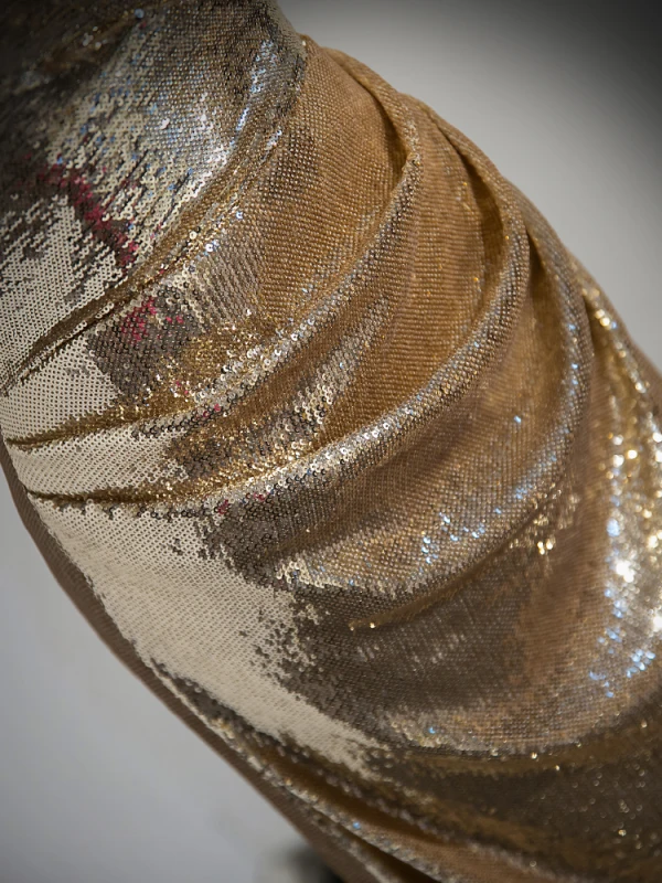 Scintillantes Doré Paillettes Robe De Soirée 2023 Trompette / Sirène De l'épaule Manches Courtes Dos Nu Train De Balayage Soirée Robe De Ceremonie