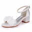 Simple Blanche Appliques Satin Chaussure De Mariée 2024 Bride Cheville 5 cm Talons Épais Peep Toes / Bout Ouvert Mariage Sandales Talons Hauts