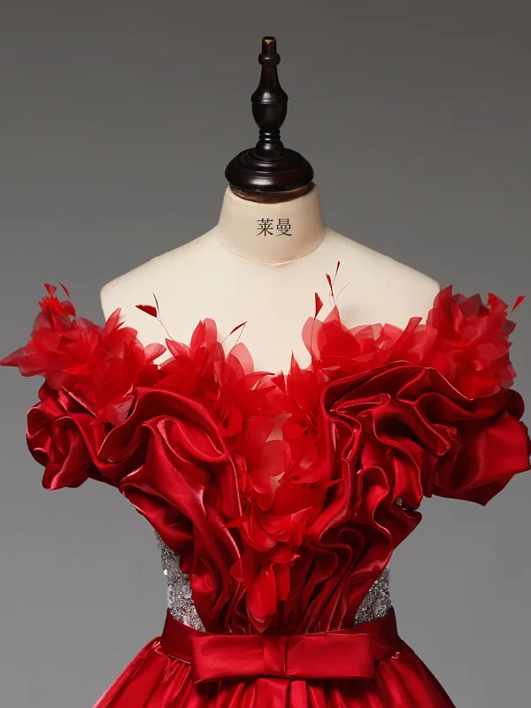 Elegant Red Appliques Sequins Satin Prom Dresses 2025 Ball Gown Off-The-Shoulder Short Sleeve Backless Bow Sash Floor-Length / Long Formal Dresses