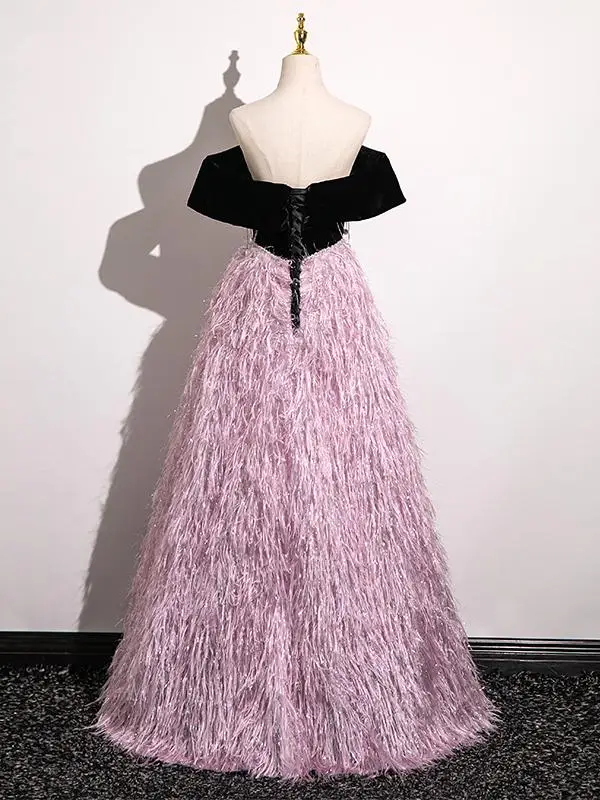 Classy Blushing Pink Tassel Ball Gown Prom Dresses 2025 Off-The-Shoulder Short Sleeve Backless Floor-Length / Long Prom Formal Dresses