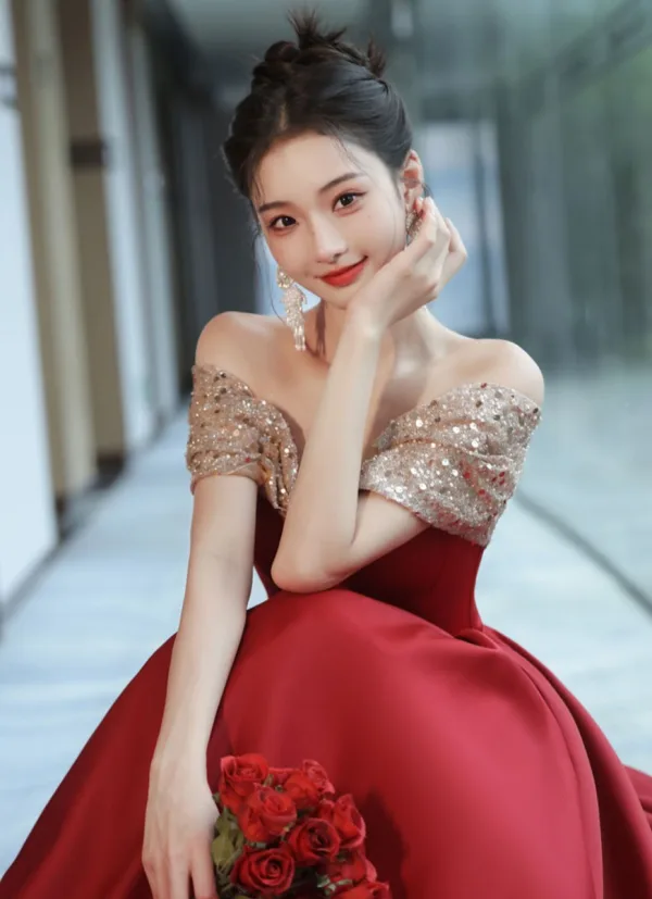 Chic / Belle Bordeaux Perlage Paillettes Robe De Bal 2024 Princesse De l'épaule Manches Courtes Dos Nu Longue Promo Robe De Ceremonie