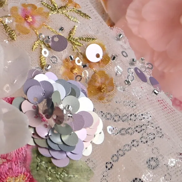 Fée Des Fleurs Blanche Appliques En Dentelle Fleur Perlage Paillettes Perle Anniversaire Courte Robe Ceremonie Fille 2025 Robe Boule Encolure Dégagée Gonflée Manches Courtes