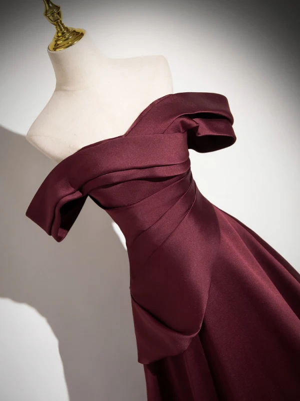 Vintage Burgunderrot Satin Ballkleider 2024 A Linie Off Shoulder Ärmellos Rückenfreies Lange Ball Festliche Kleider
