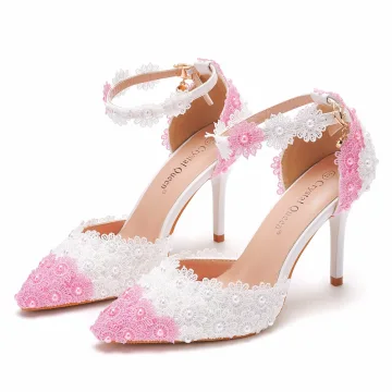 Elegant Blushing Pink Pearl Lace Flower Wedding Shoes 2023 Ankle Strap 9 Cm Stiletto Heels Pointed Toe Wedding High Heels