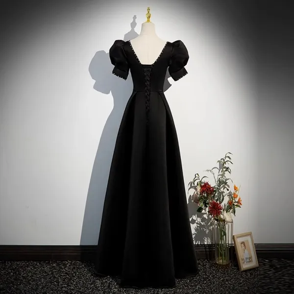 Elegant Black Satin Evening Dresses 2023 A-Line / Princess Pearl Square Neckline Rhinestone Bow Puffy Short Sleeve Backless Floor-Length / Long Evening Party Formal Dresses