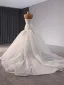 Haut de Gamme Blanche Fait main Perlage Paillettes Trompette / Sirène Robe De Mariée 2024 Bustier Sans Manches Dos Nu Tribunal Train Mariage