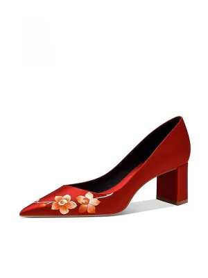 Chinese Style Red Embroidered Satin Wedding Shoes 2026 5 Cm Thick Heels Pointed Toe Wedding Pumps