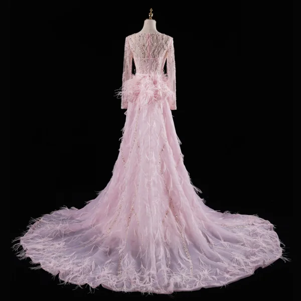Luxe Rouge Fait main Perlage Paillettes Plumes Robe De Soirée 2023 Trompette / Sirène Encolure Dégagée Manches Longues Ceinture Tribunal Train Soirée Robe De Ceremonie
