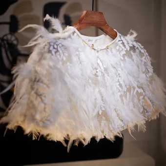 Fashion High End White Lace Feather Shawl Scoop Neck Prom Shawls 2025