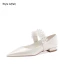 Elegant White Pearl Satin Leather Wedding Shoes 2023 7 cm Thick Heels Pointed Toe Wedding Pumps