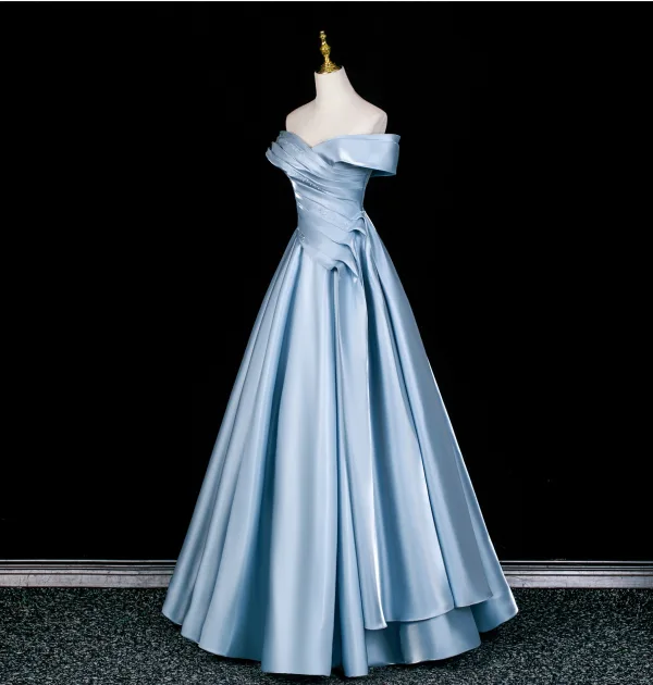 Elegante Himmelblau Satin Ballkleider 2026 A Linie Off Shoulder Ärmellos Rückenfreies Lange Ball Festliche Kleider