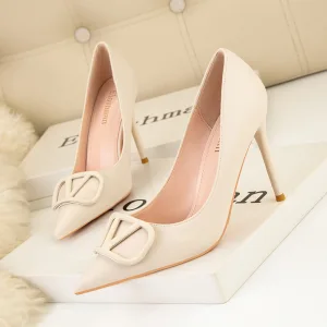 Chic Beautiful Beige Prom Pumps High Heels 2022 9 Cm Stiletto Heels Pointed Toe Pumps
